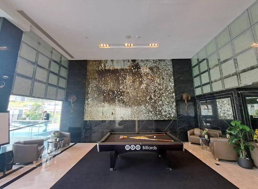 Apartment Hill And Super Seaview Pattaya