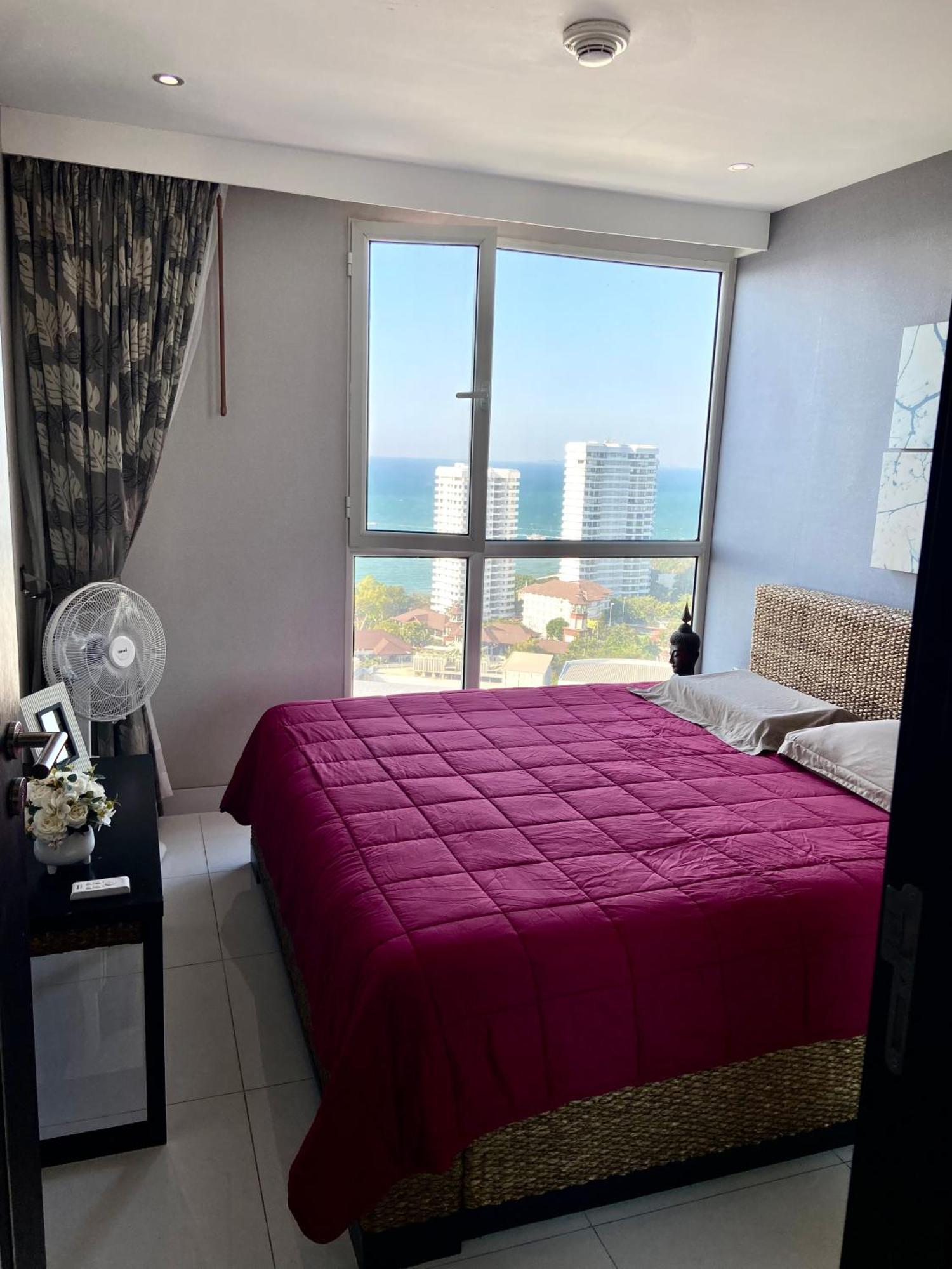 Hill And Super Seaview Pattaya
